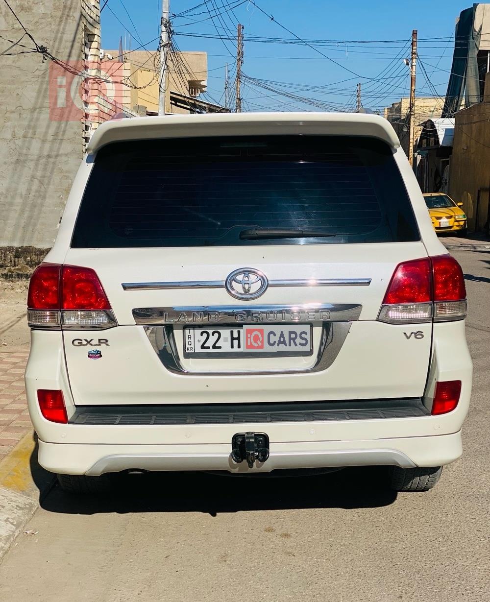 تويوتا لاندكروزر